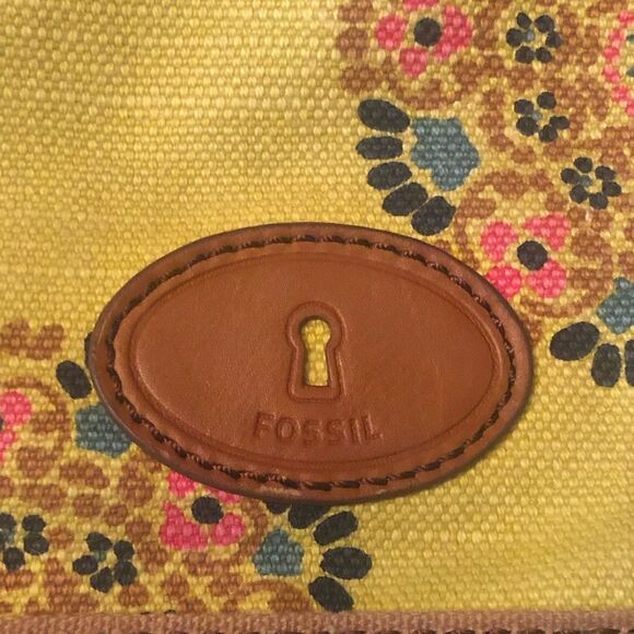 Fossil Yellow and Brown Crossbody Bag with Floral Print - Picture 5 of 9